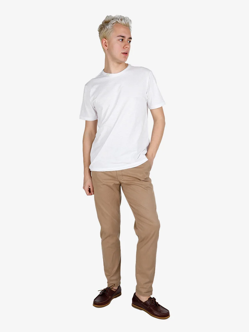 T-shirt da uomo in cotone con bottoni sullo scollo - bianco