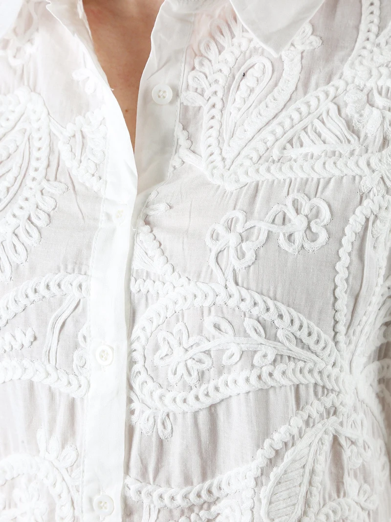 Camicia donna in cotone a maniche lunghe con ricami - bianco