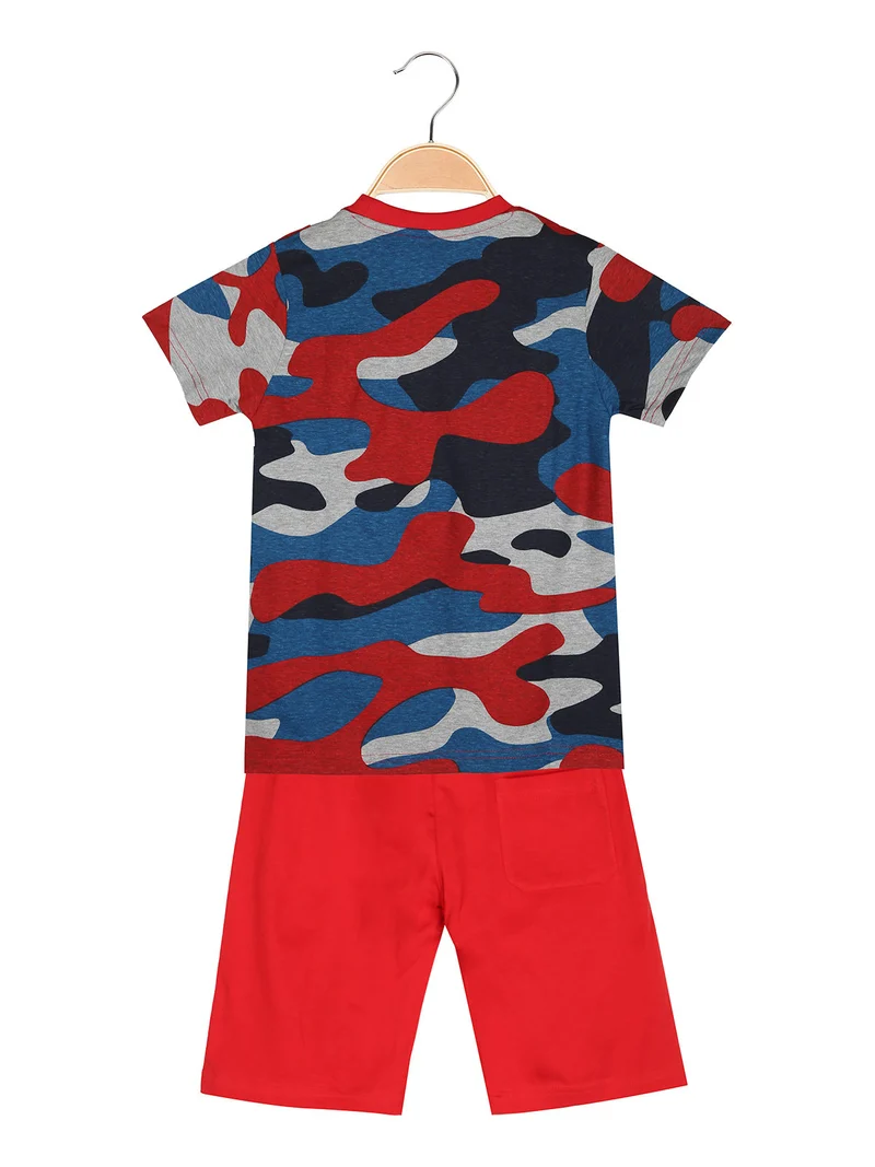Completo corto 2 pezzi da bambino con t-shirt mimetica e bermuda - rosso