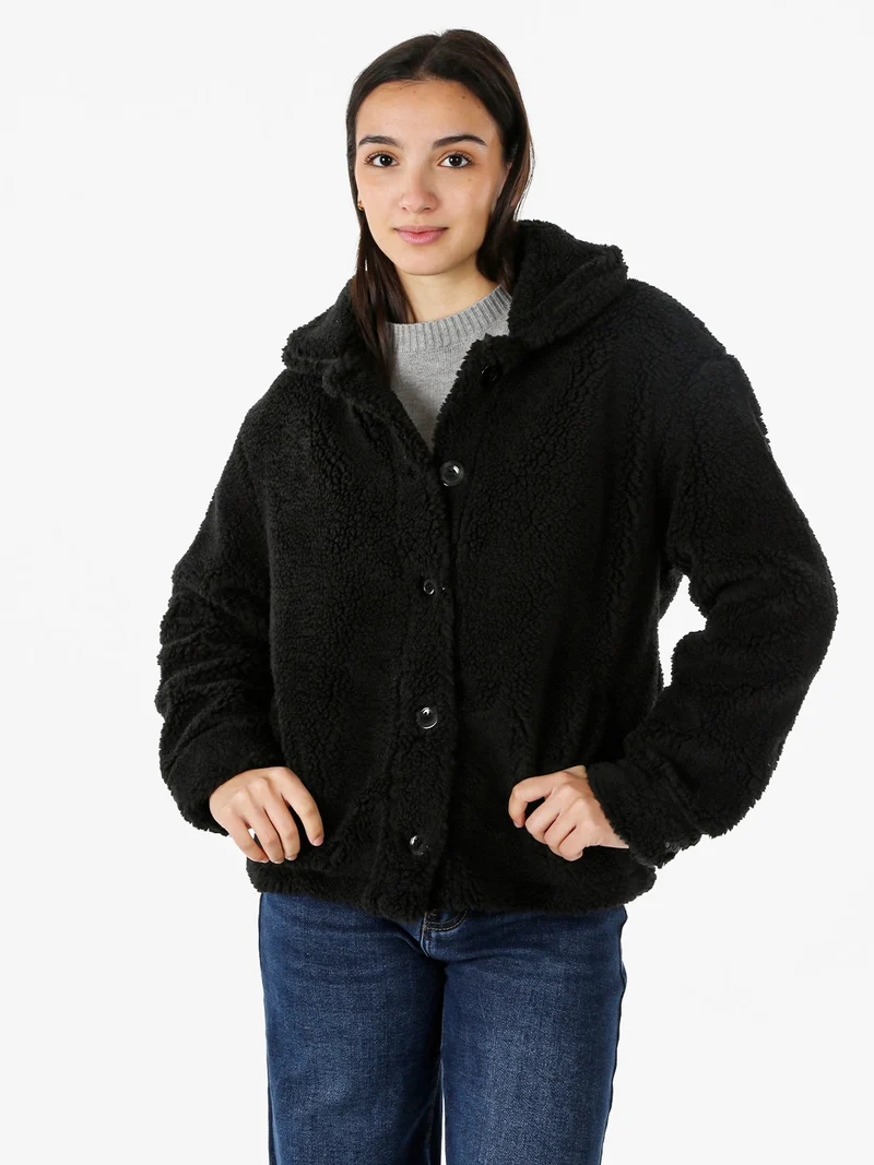 Cappotto corto teddy da donna con bottoni - nero