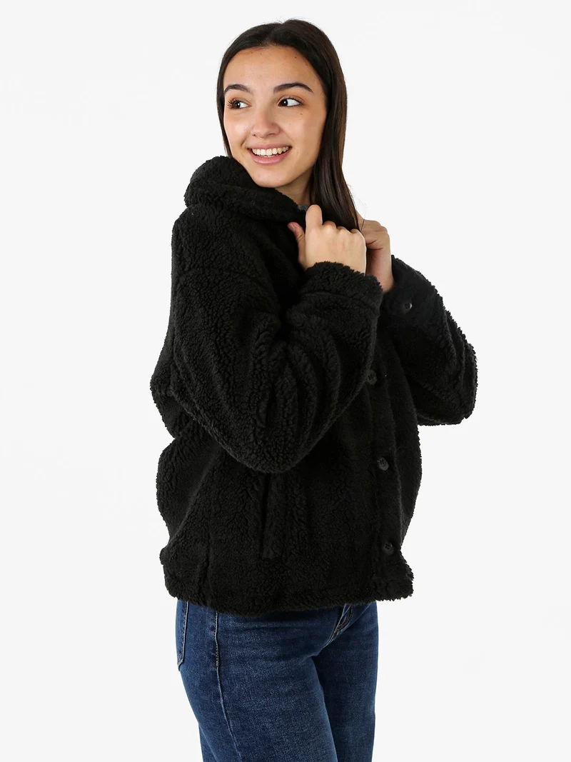 Cappotto corto teddy da donna con bottoni - nero