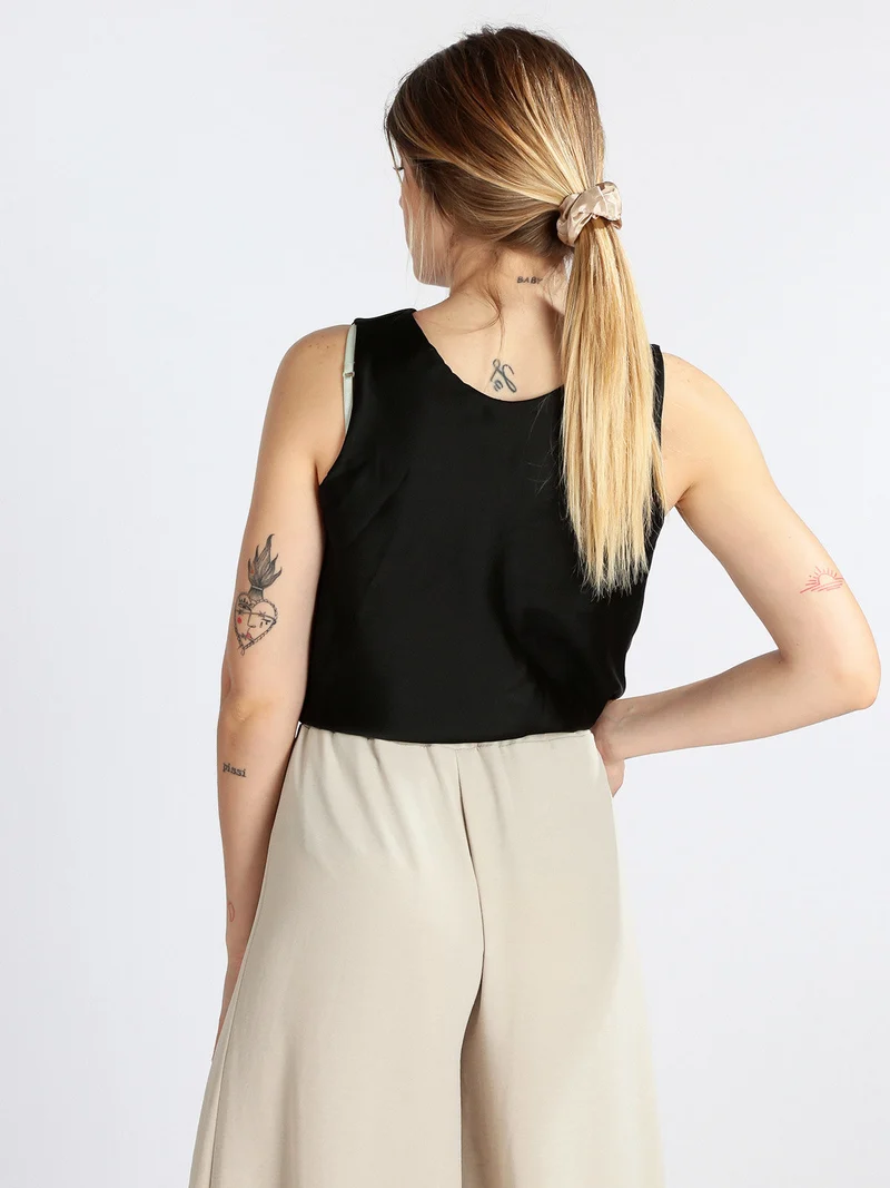 Top donna con scollo a cascata - nero