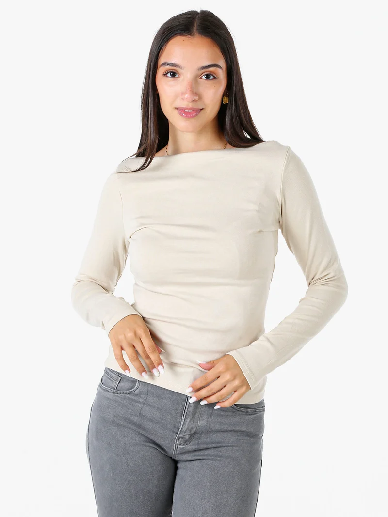 Maglia donna a maniche lunghe con scollo a barchetta - beige