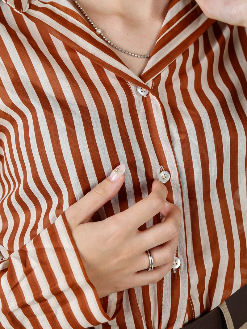 Camicia donna oversize in cotone con stampa a righe - cuoio