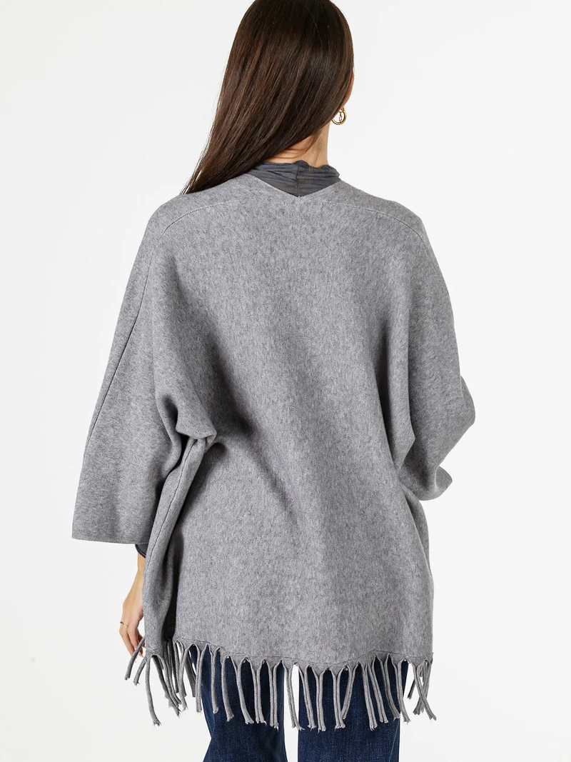 Cardigan aperto da donna in maglia con maniche a campana e frange sul fondo - grigio