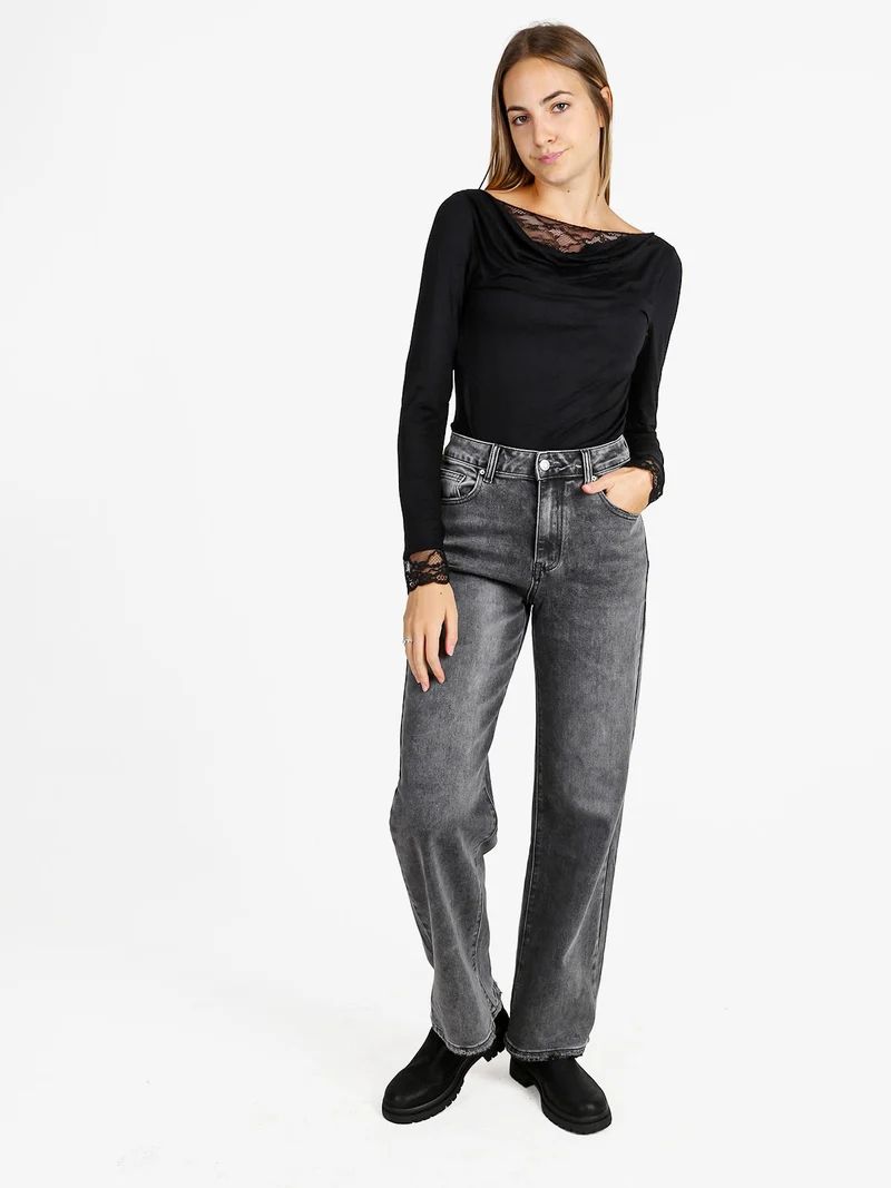 T-shirt donna a maniche lunghe con doppio scollo e dettagli in pizzo - nero