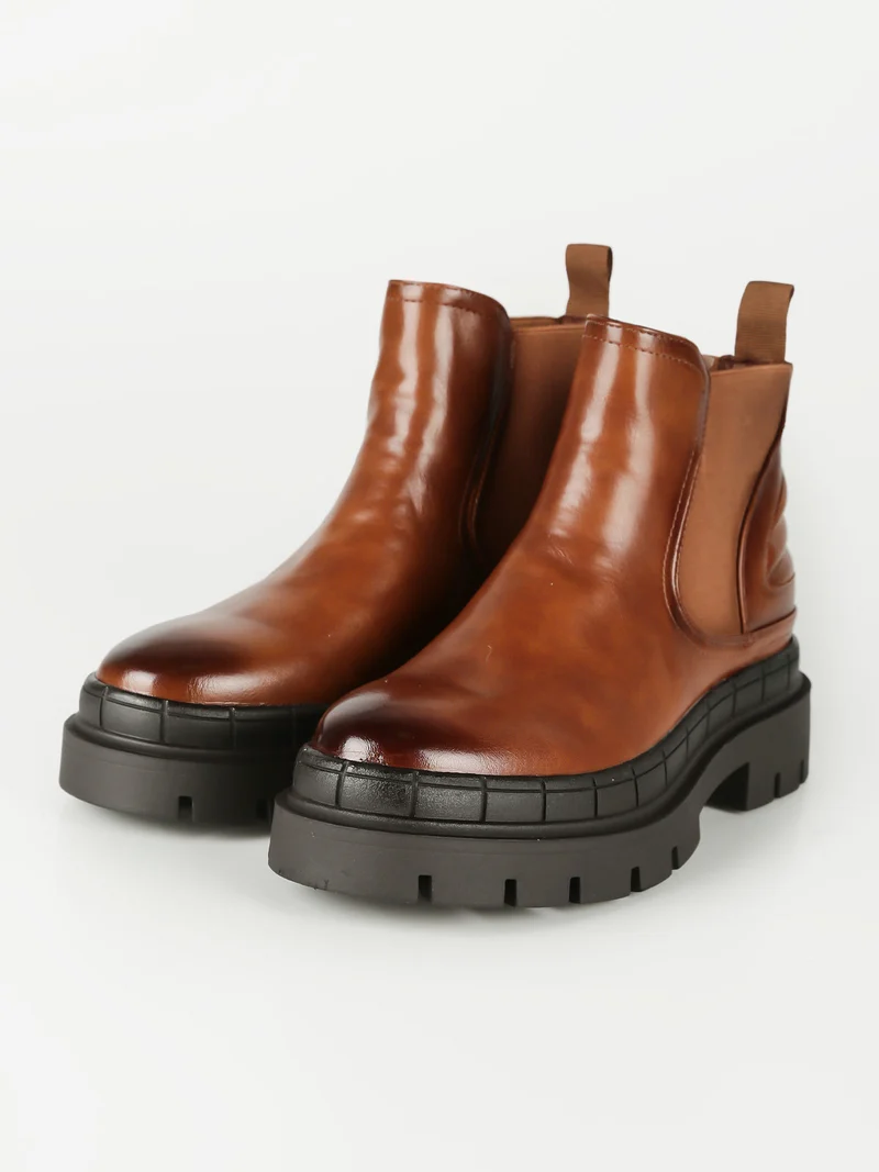 Stivaletti donna con plateau - cammello