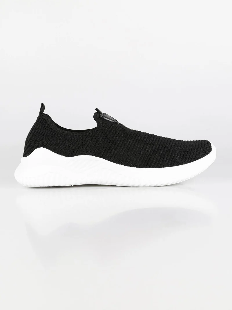 Sneakers slip on nere