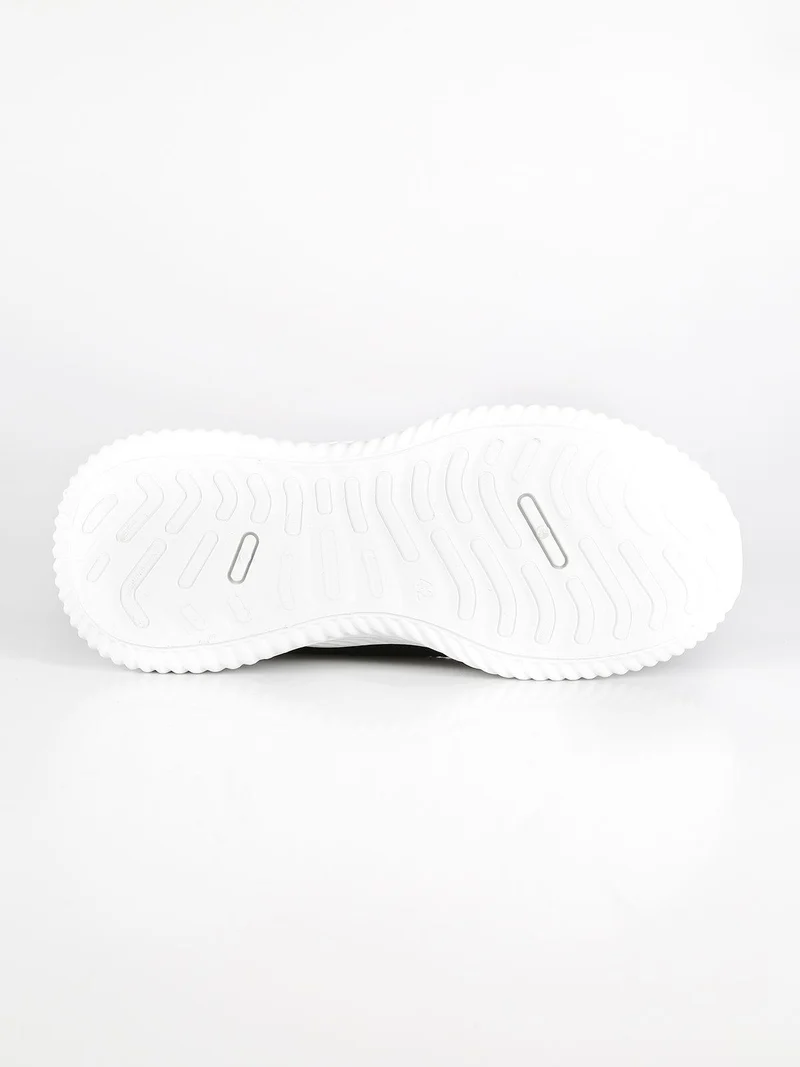 Sneakers slip on nere