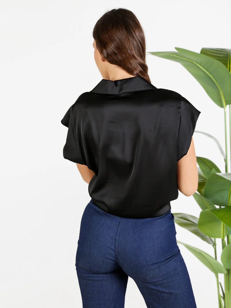 Camicia donna senza maniche effetto raso - nero
