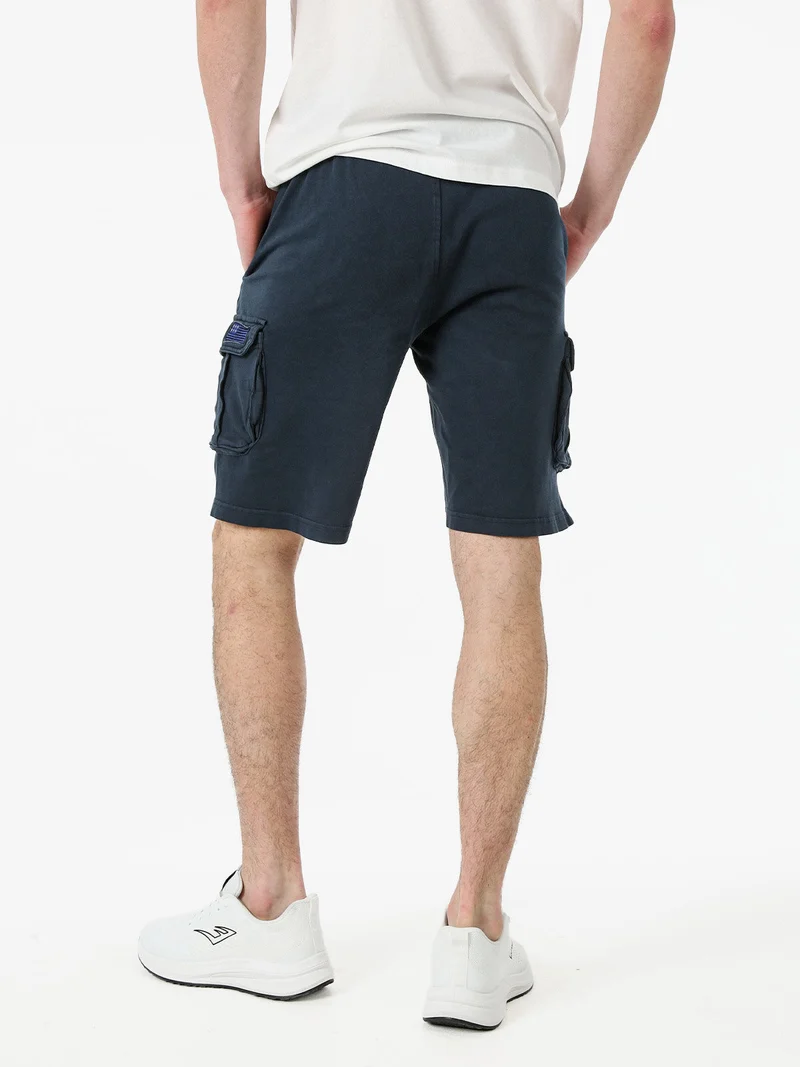 Bermuda da uomo in cotone con tasconi laterali e coulisse - blu