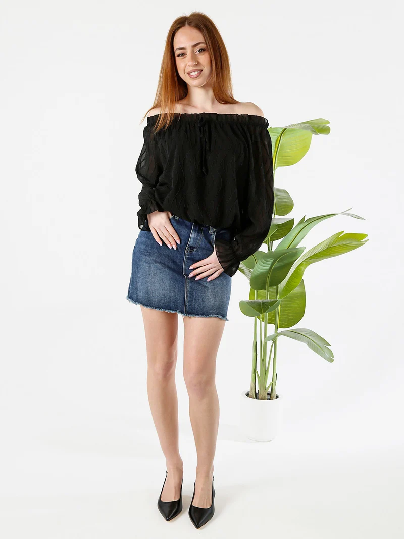 Blusa donna a maniche lunghe con scollo a barchetta - nero