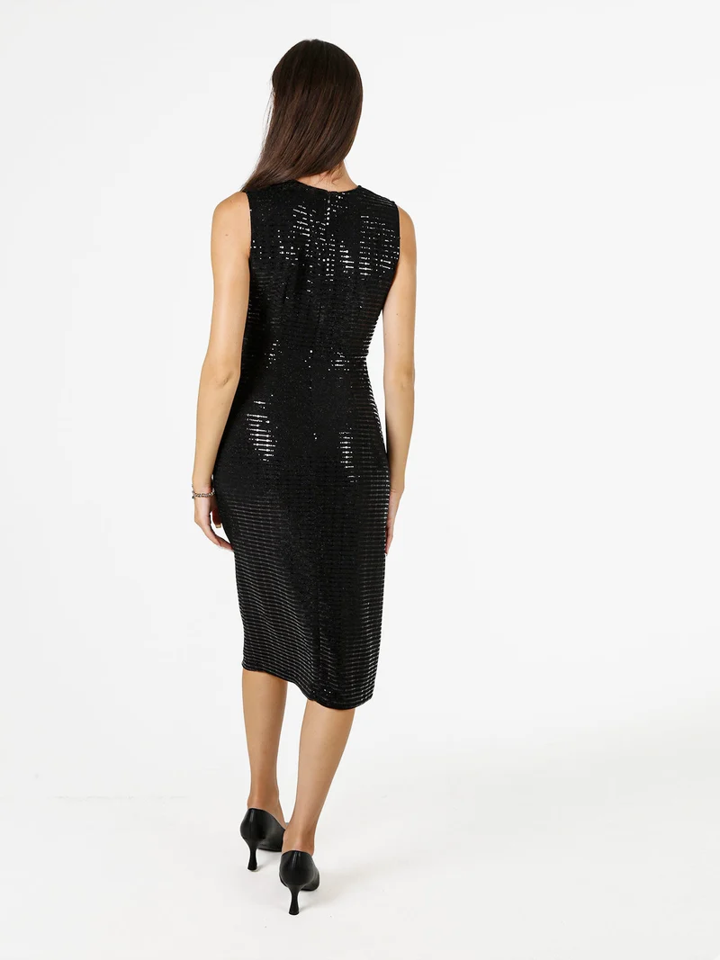 Abito smanicato da donna in tessuto effetto brillante con spacco - nero
