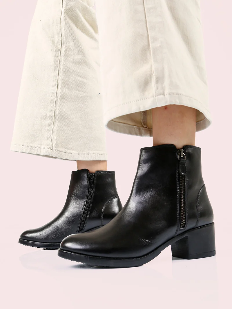 Stivaletti donna in pelle con tacco largo - nero