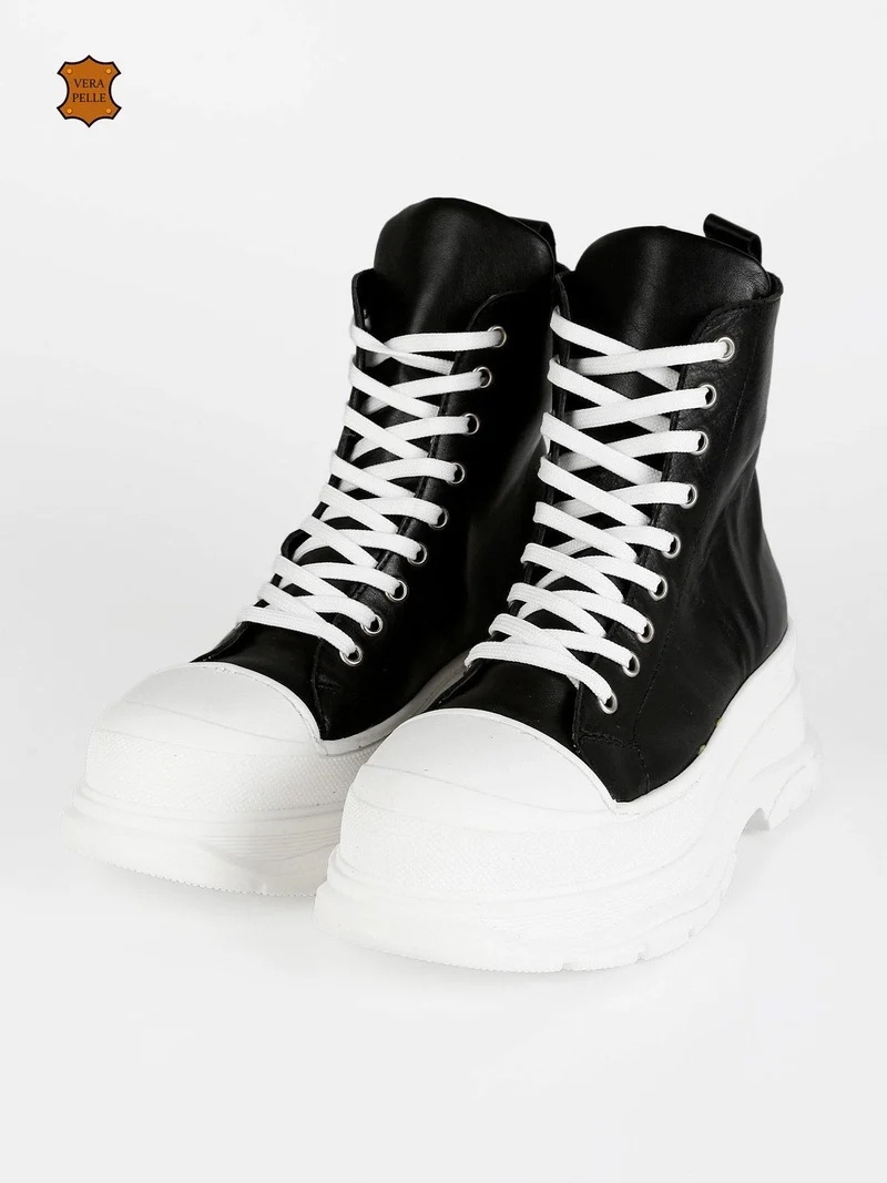 Genny Sneakers alta in pelle con platform - nero