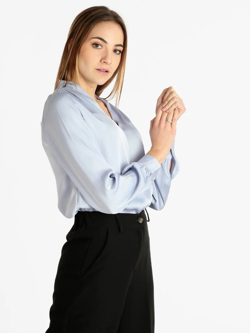 Blusa elegante donna in raso - azzurro