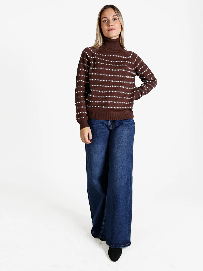 Maglione dolcevita da donna con dettagli pelosi - moro