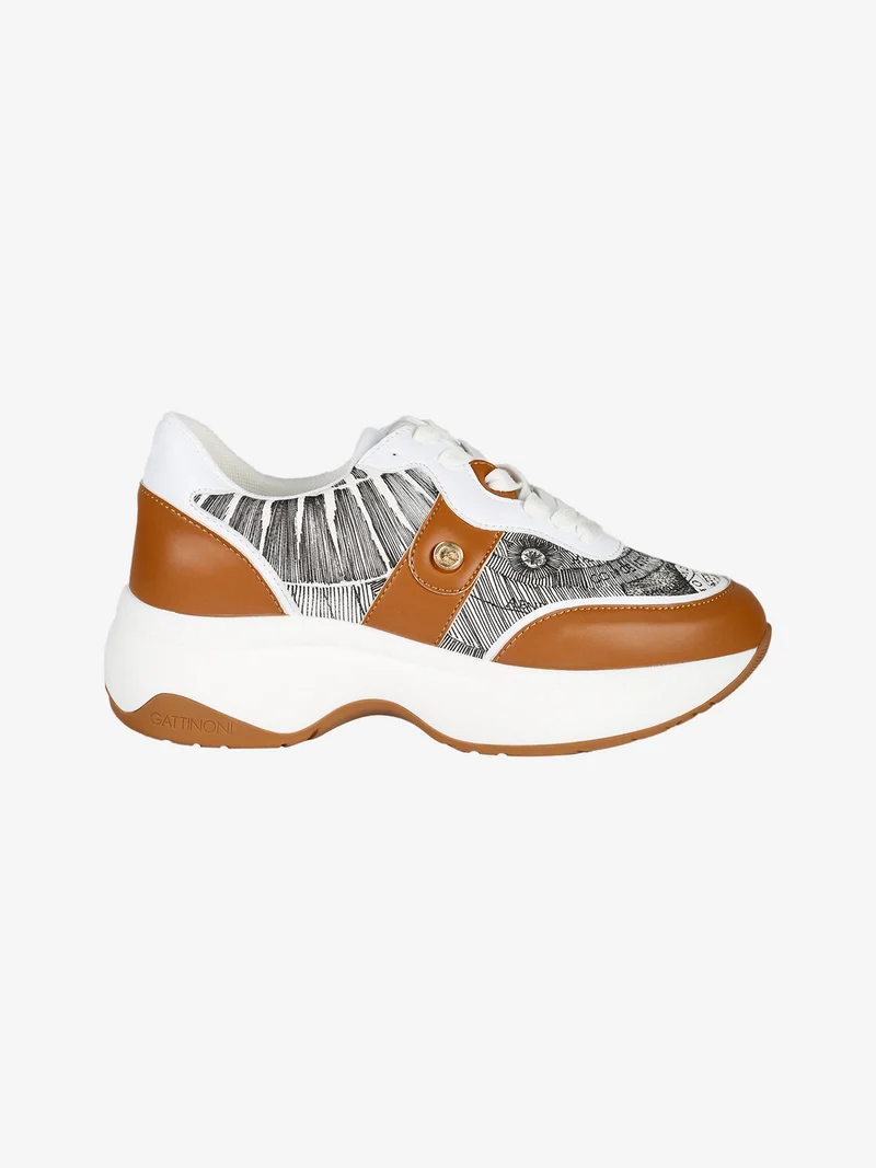 Sneakers da donna con platform - marrone