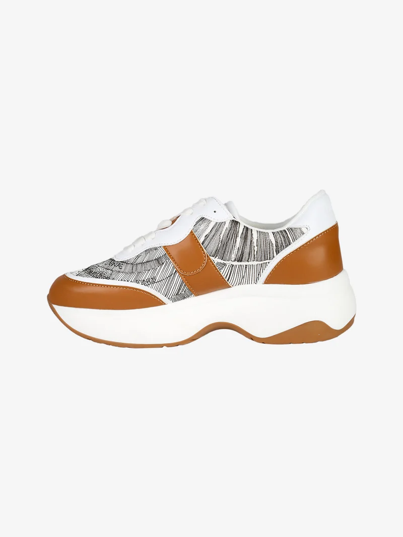 Sneakers da donna con platform - marrone