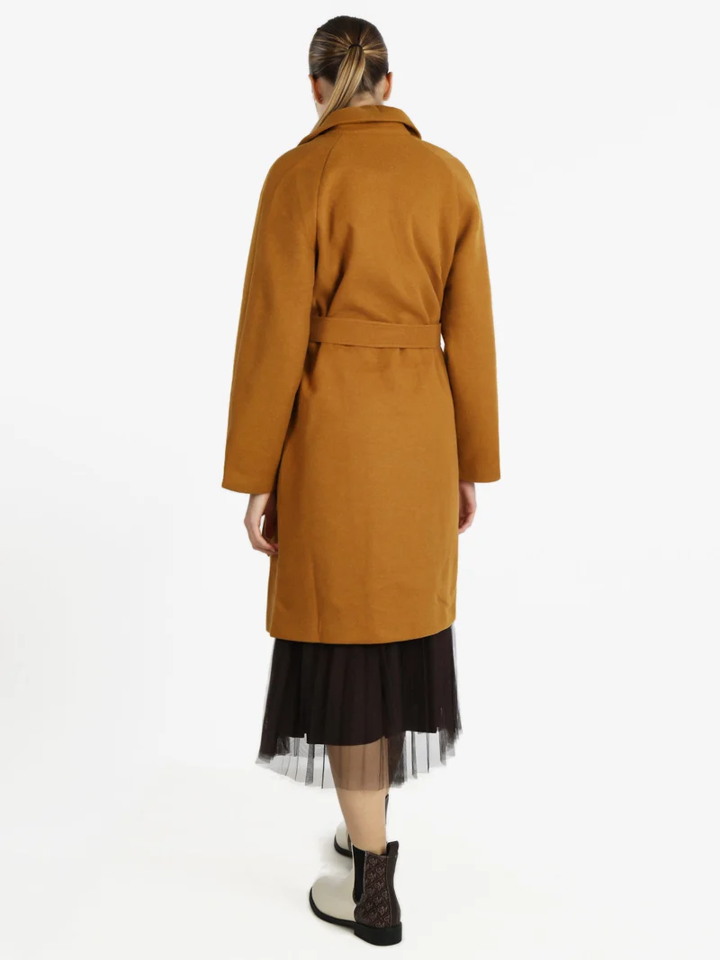 Cappotto doppiopetto da donna con cintura - senape