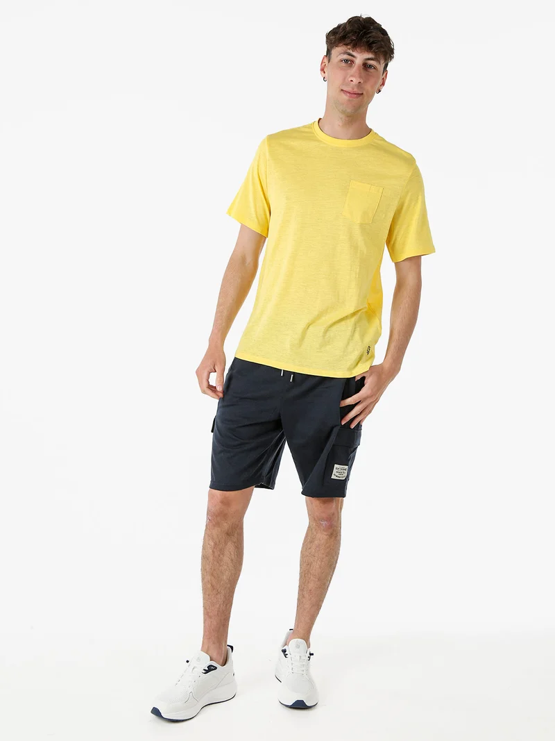 T-shirt in cotone da uomo con taschino - giallo