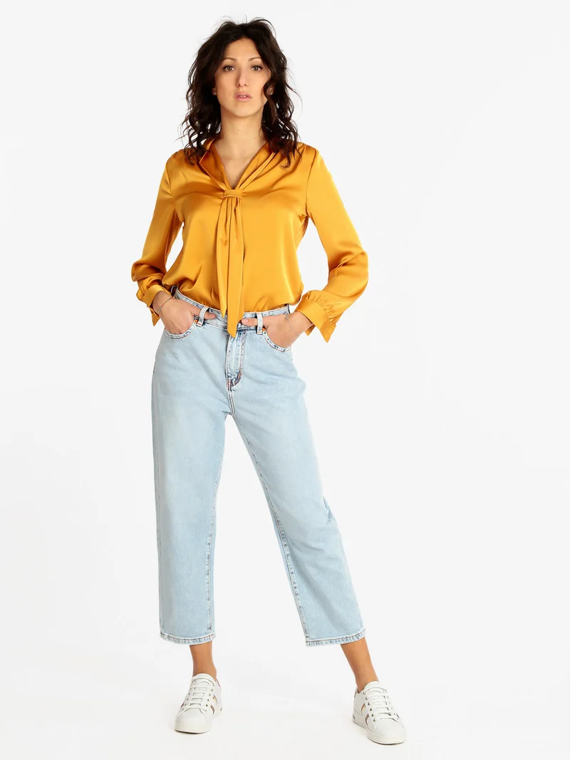 Blusa donna in raso con cravatta - senape
