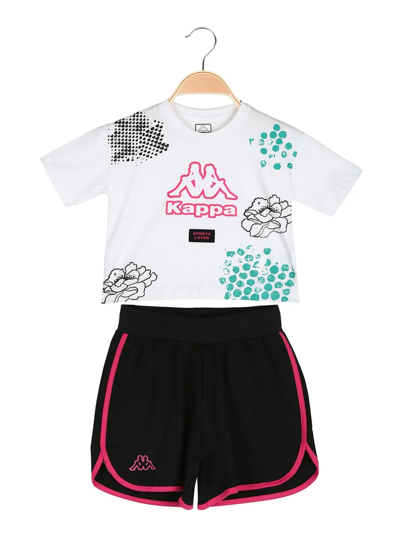 Completo corto da bambina con t-shirt cropped e shorts - bianco