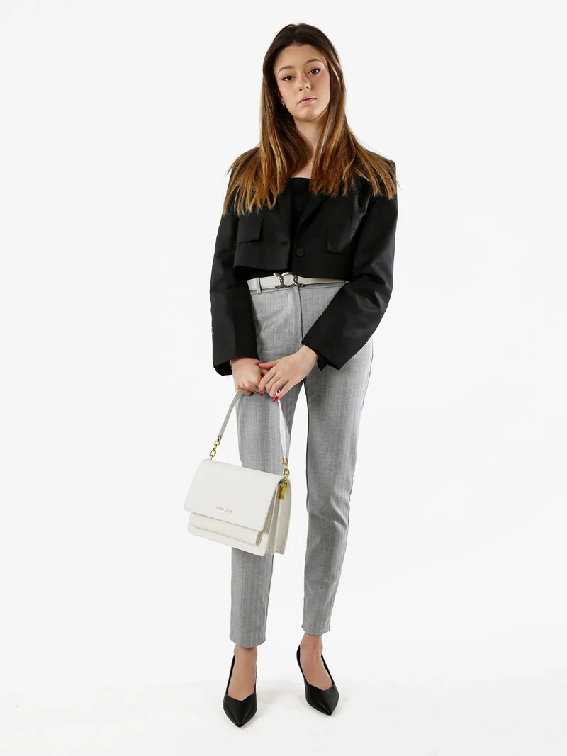 Pantaloni donna capri con cintura - grigio