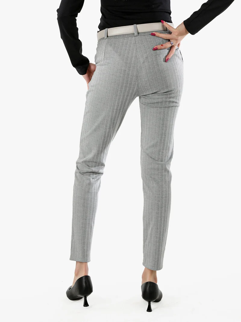 Pantaloni donna capri con cintura - grigio