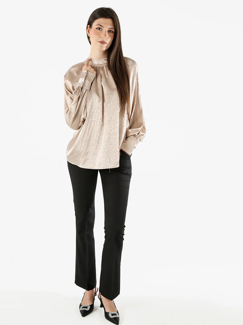 Blusa donna accollata a maniche lunghe linea curvy - nudo