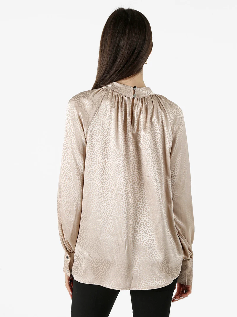 Blusa donna accollata a maniche lunghe linea curvy - nudo