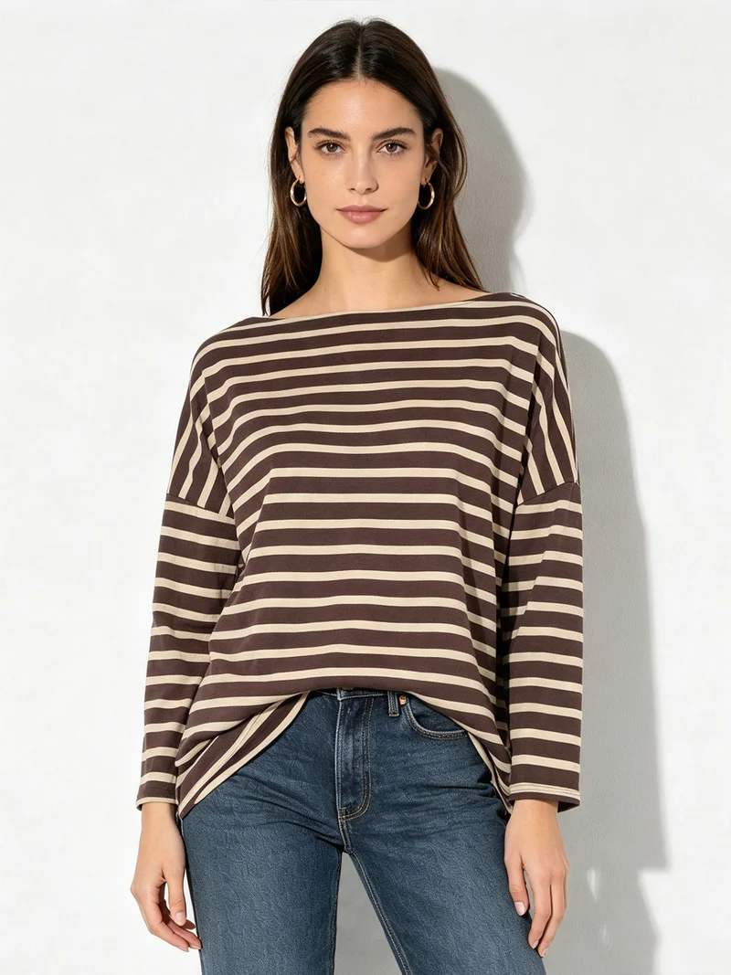 T-shirt donna oversize a maniche lunghe con stampa a righe - beige