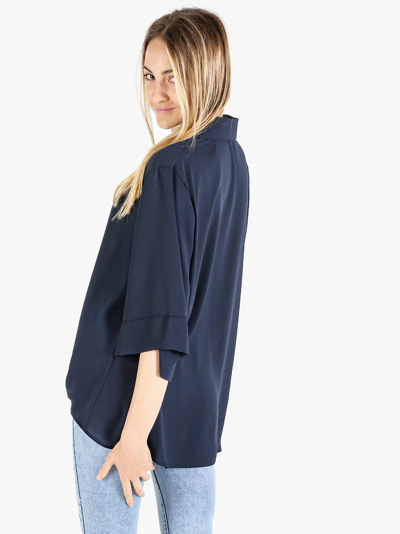 Camicia da donna oversize a maniche corte LINEA CURVY - blu scuro