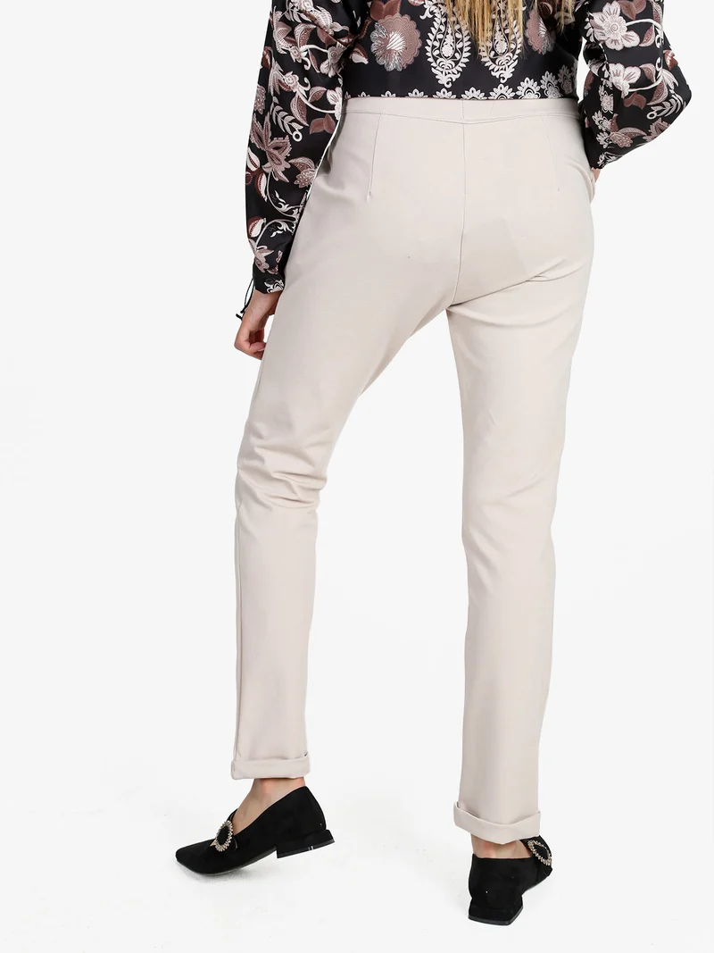 Pantaloni donna a vita bassa con risvolto - beige