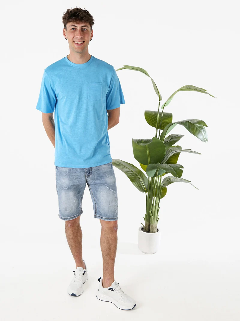 T-shirt in cotone da uomo con taschino - turchese