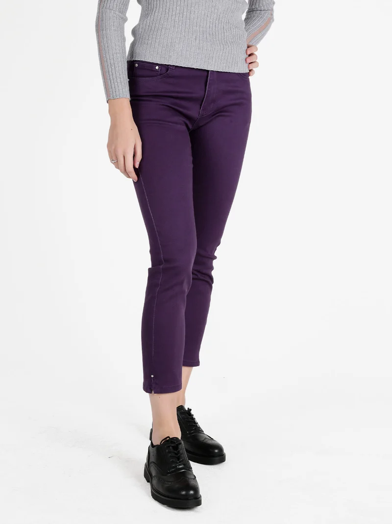 Pantaloni donna regular fit con dettagli strass - viola