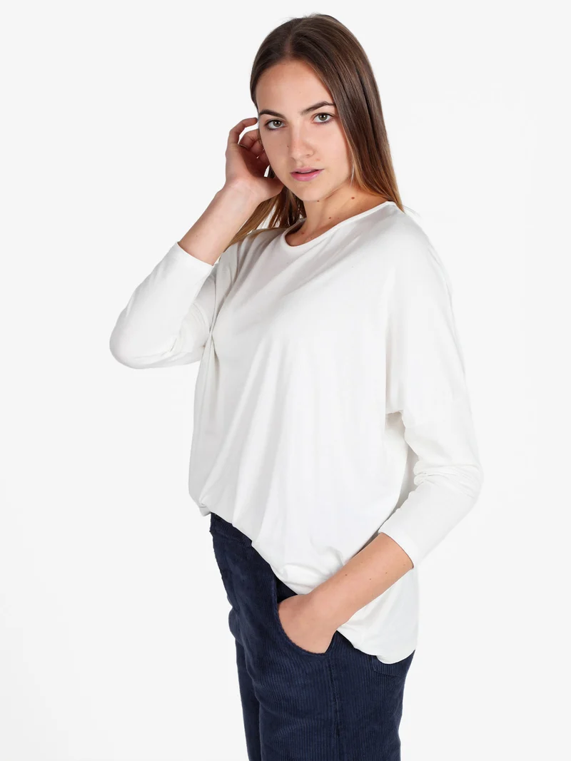 Maglia donna con maniche a pipistrello - bianco