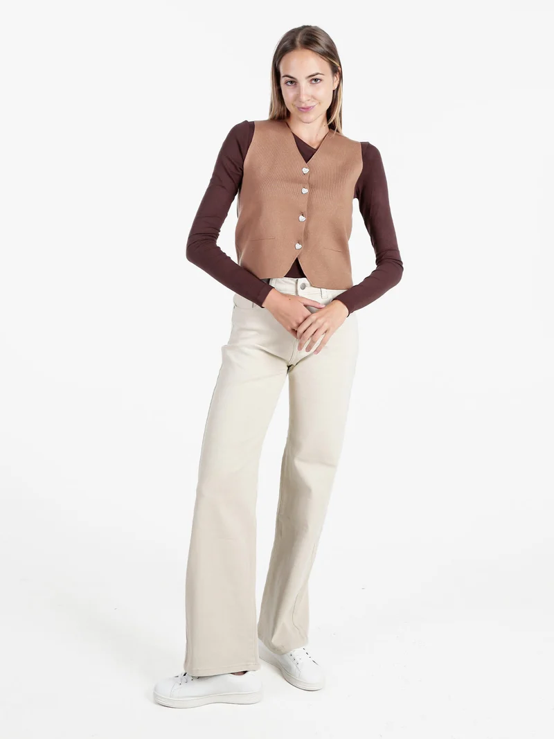 Gilet donna in maglia con bottoni gioiello a cuore - cammello