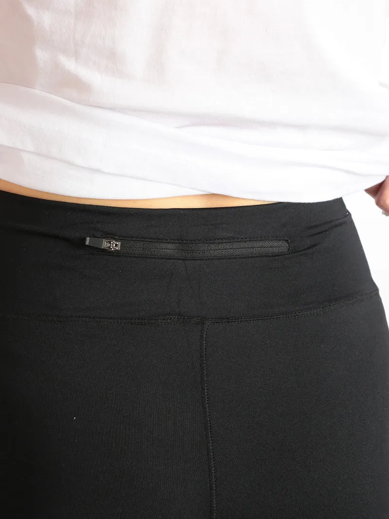 Leggings corti sportivi da donna - nero