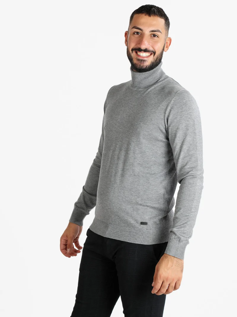 Dolcevita in maglia da uomo - grigio