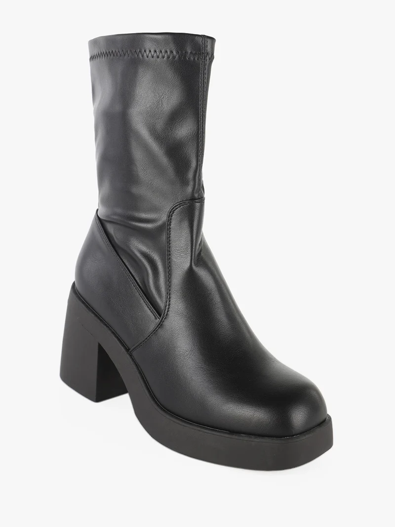 Stivaletti da donna con tacco - nero