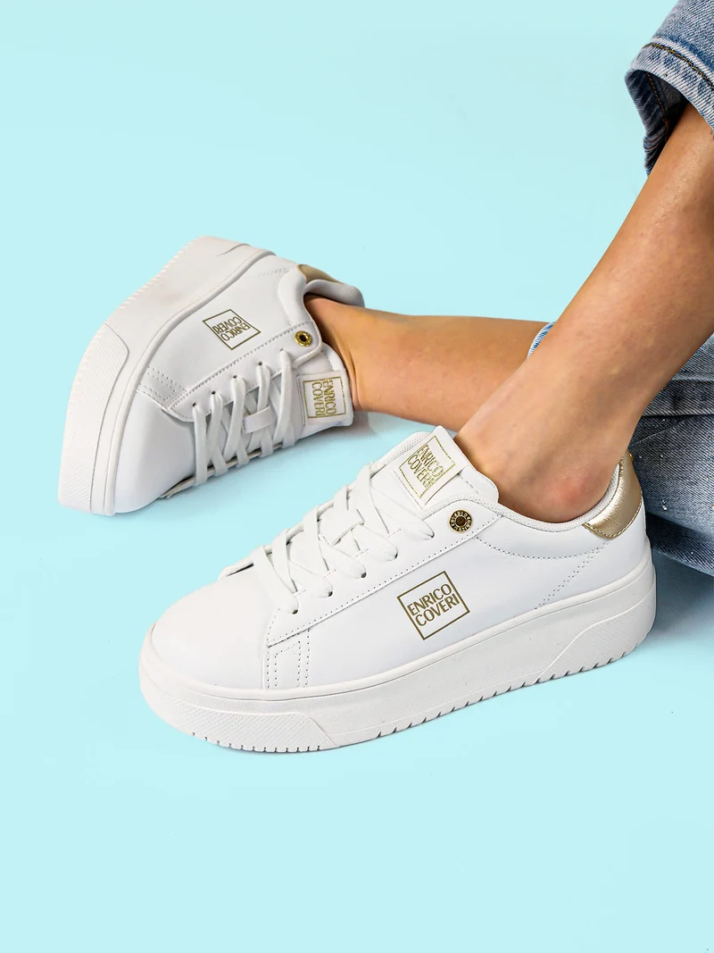 Sneakers stringate da donna con platform - oro