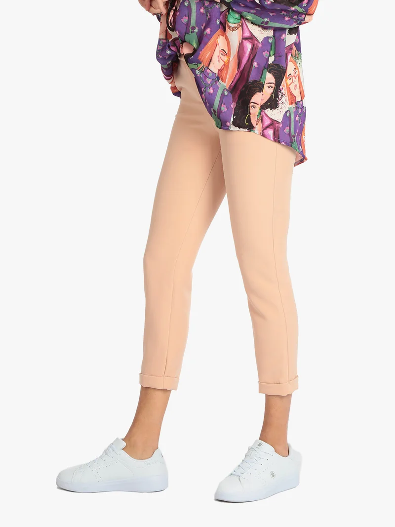 Pantaloni eleganti donna modello classico - albicocca