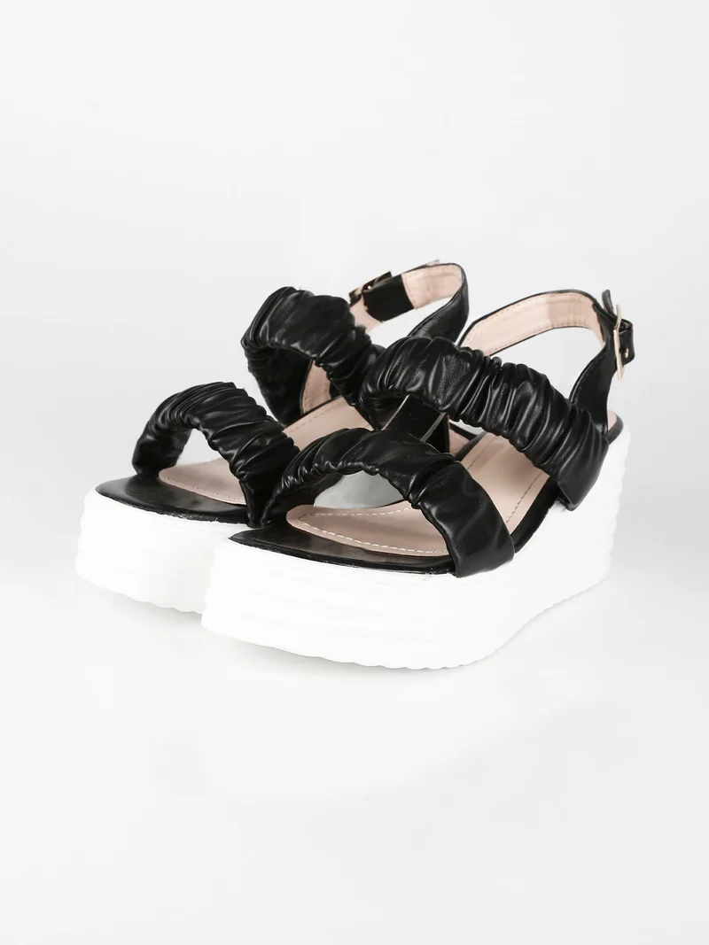 Sandali donna con zeppa - nero