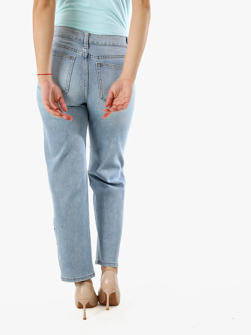 Jeans donna con ricami e strass sul finale - jeans