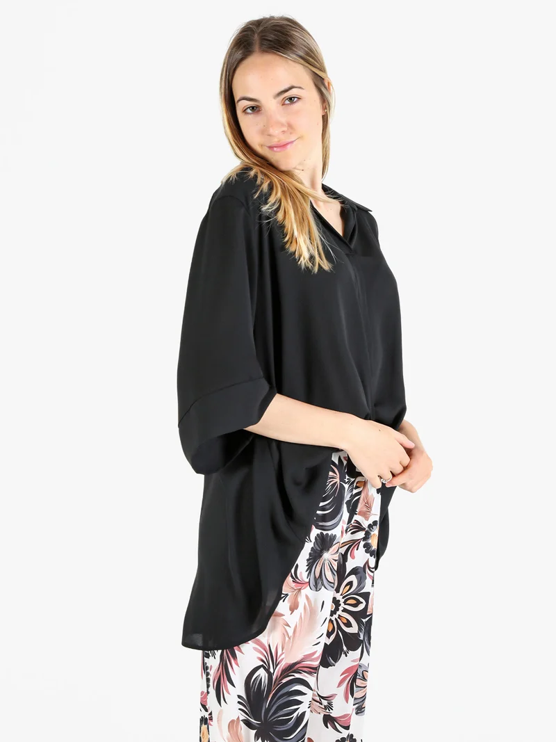 Camicia da donna oversize a maniche corte linea curvy - nero