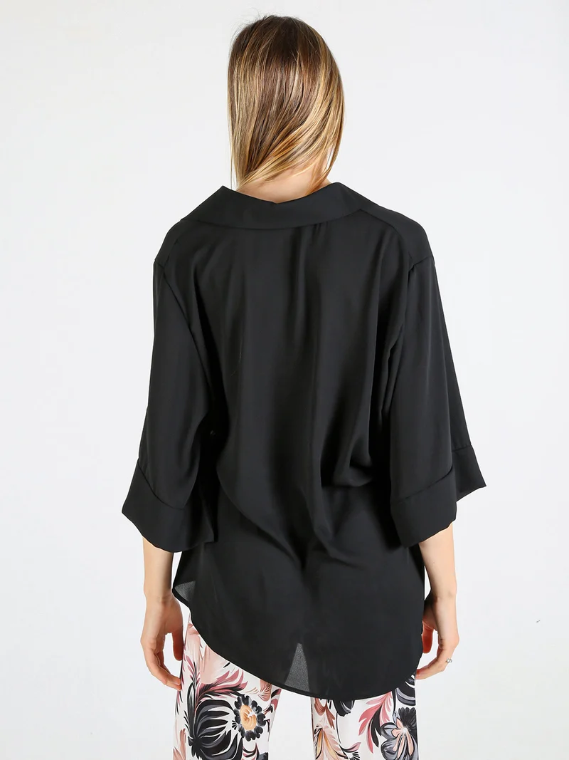 Camicia da donna oversize a maniche corte linea curvy - nero