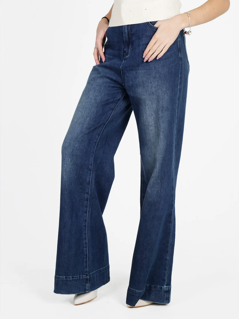Jeans donna a vita alta con finale a zampa - jeans