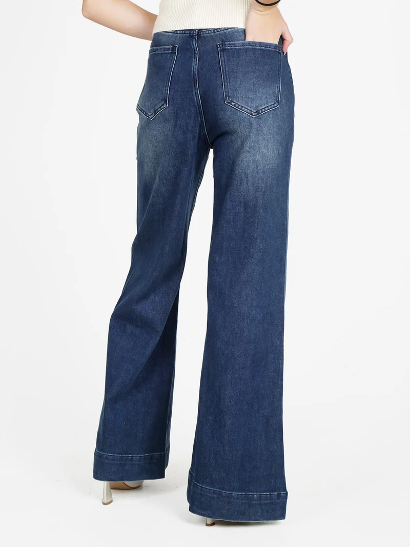 Jeans donna a vita alta con finale a zampa - jeans