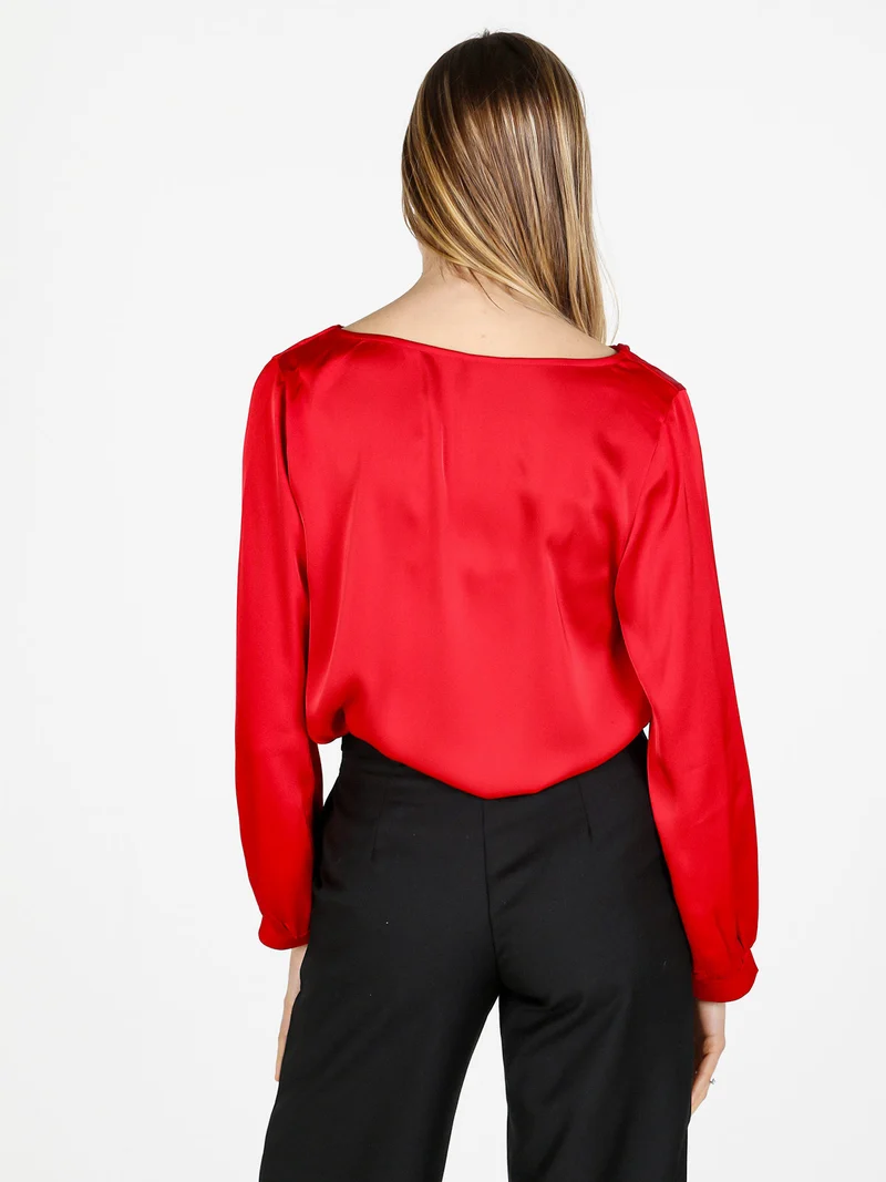 Blusa donna a maniche lunghe con scollo a cascata - rosso
